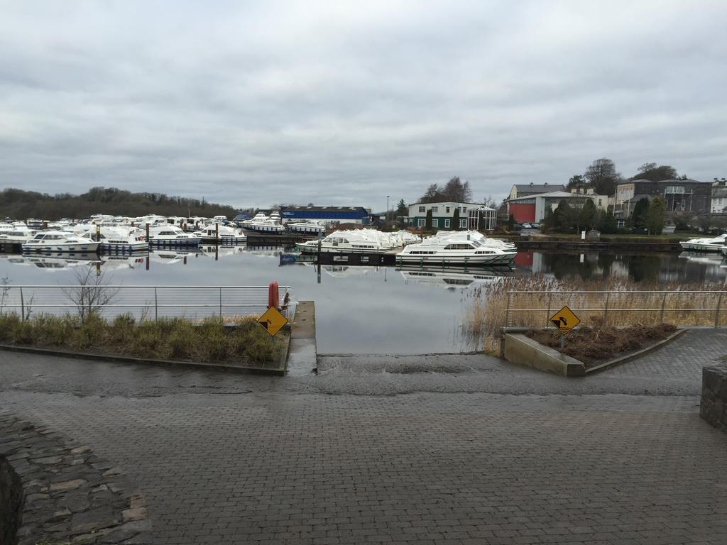 Leitrim Inn Carrick on Shannon Exterior foto